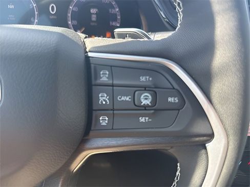 New 2026 Jeep Grand Cherokee L Limited image 24