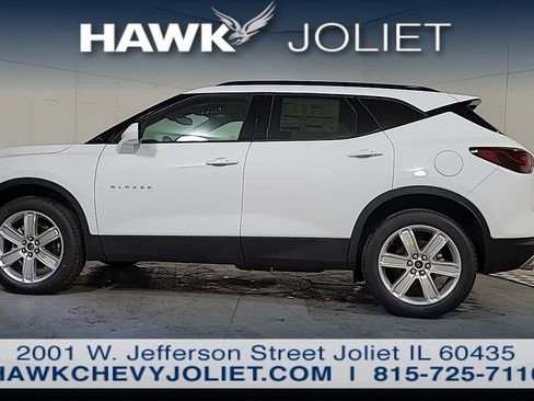 New 2026 Chevrolet Blazer LT w/ LPO, Black Sport Package image 6