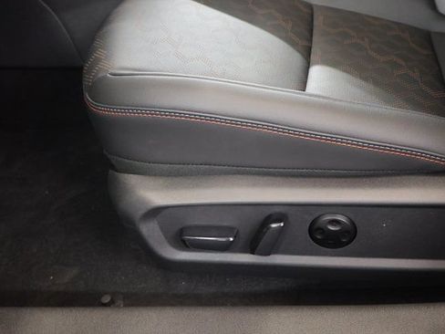 New 2026 Nissan Sentra SR w/ SR Premium Package FWD image 13