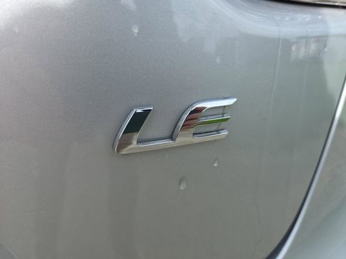 Used 2023 Toyota Corolla LE FWD image 27