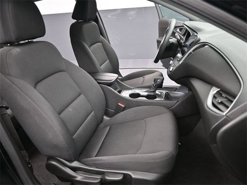 Used 2024 Chevrolet Malibu LT image 24