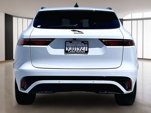Used 2024 Jaguar F-PACE R-Dynamic S AWD/4WD image 5