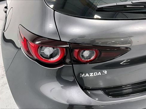 New 2026 MAZDA MAZDA3 2.5 S Hatchback w/ Premium Pkg image 31