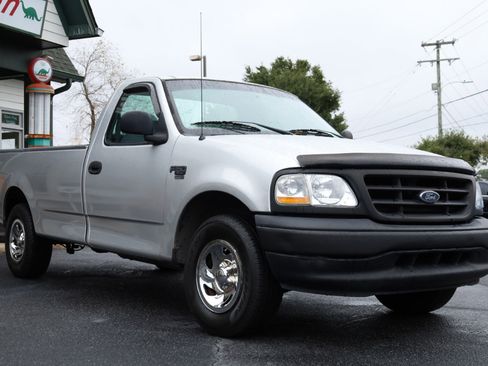 Used 2001 Ford F150 XL image 5