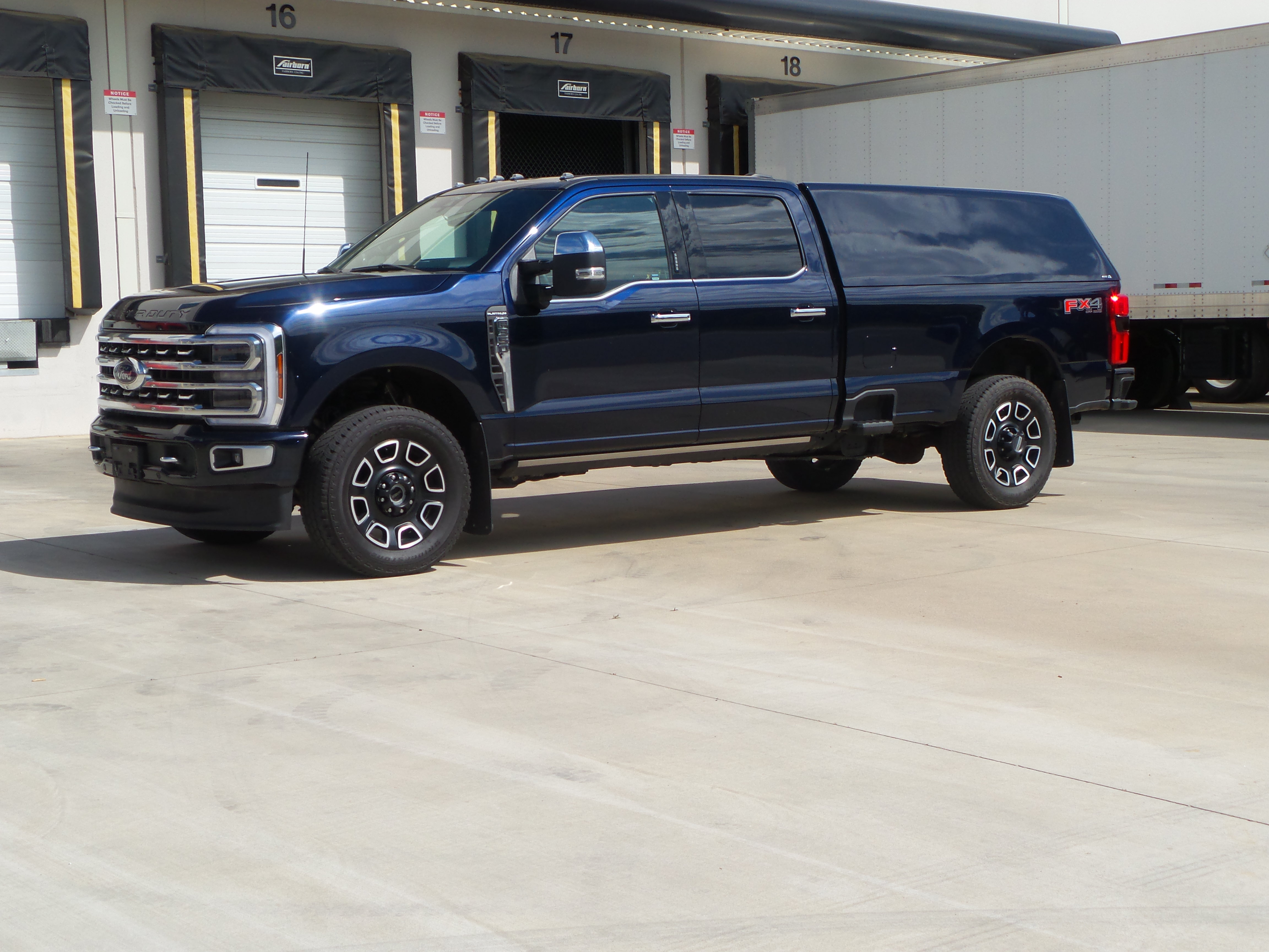 Used 2024 Ford F350 Platinum w/ FX4 Off-Road Package AWD/4WD image 1
