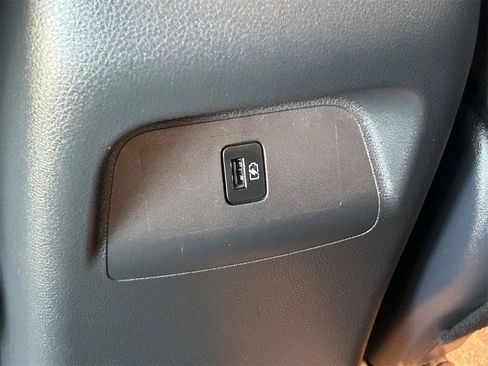 Certified 2024 Nissan Sentra SV image 15