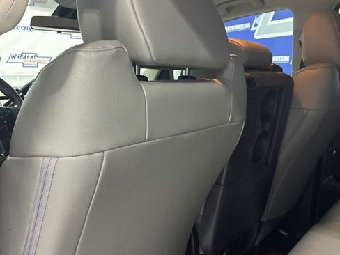 Used 2020 Toyota Tundra SR image 33