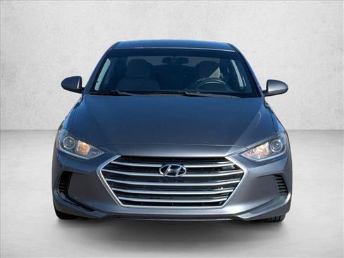 Used 2018 Hyundai Elantra SEL FWD image 2