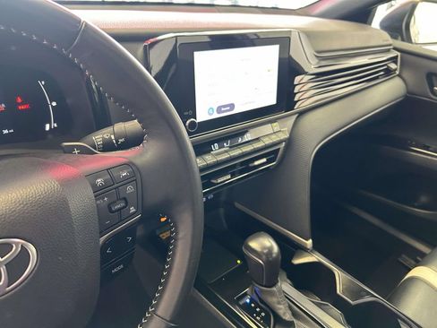 Certified 2025 Toyota Camry SE FWD image 21
