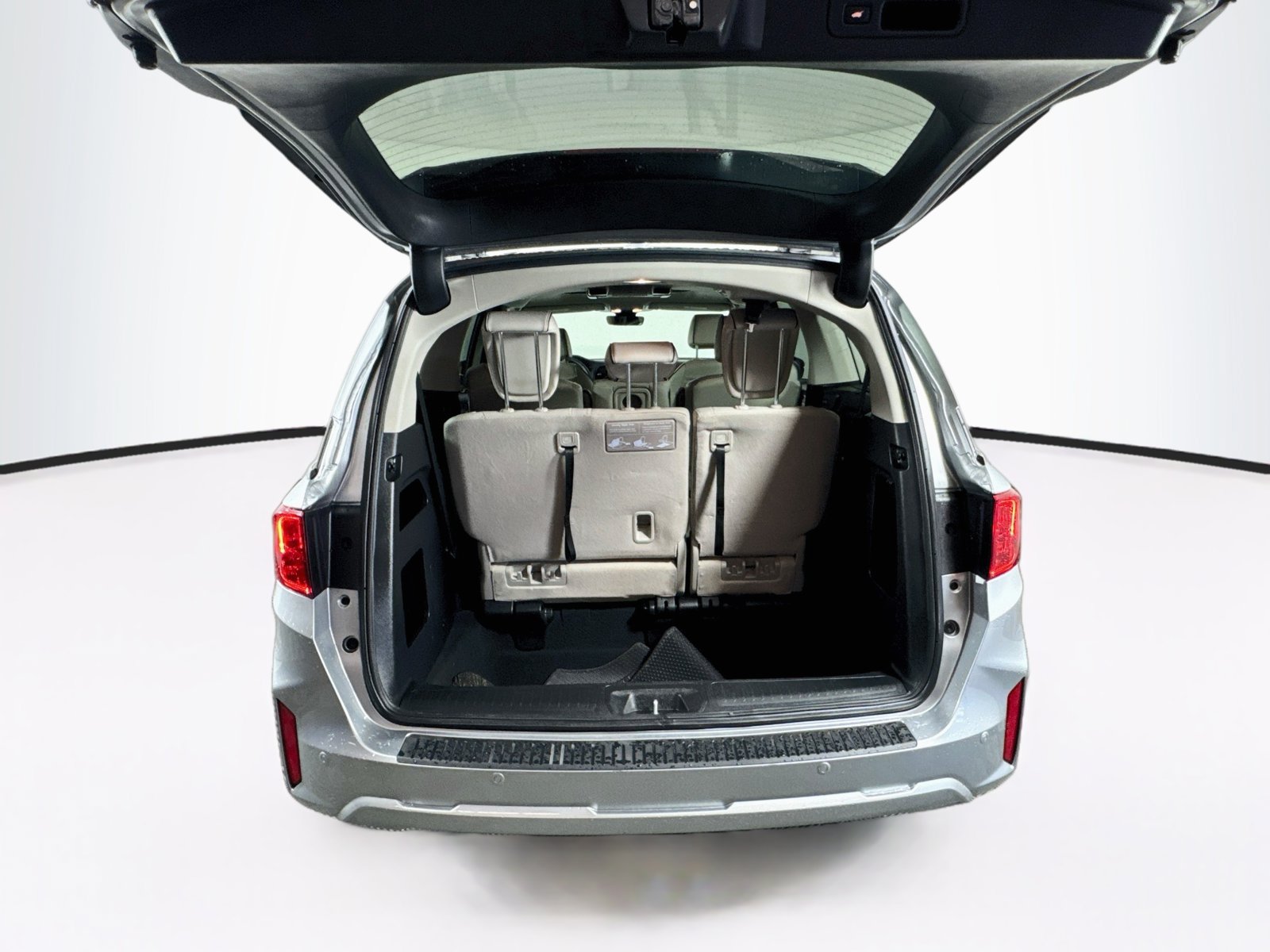Used 2026 Honda Odyssey Touring image 8