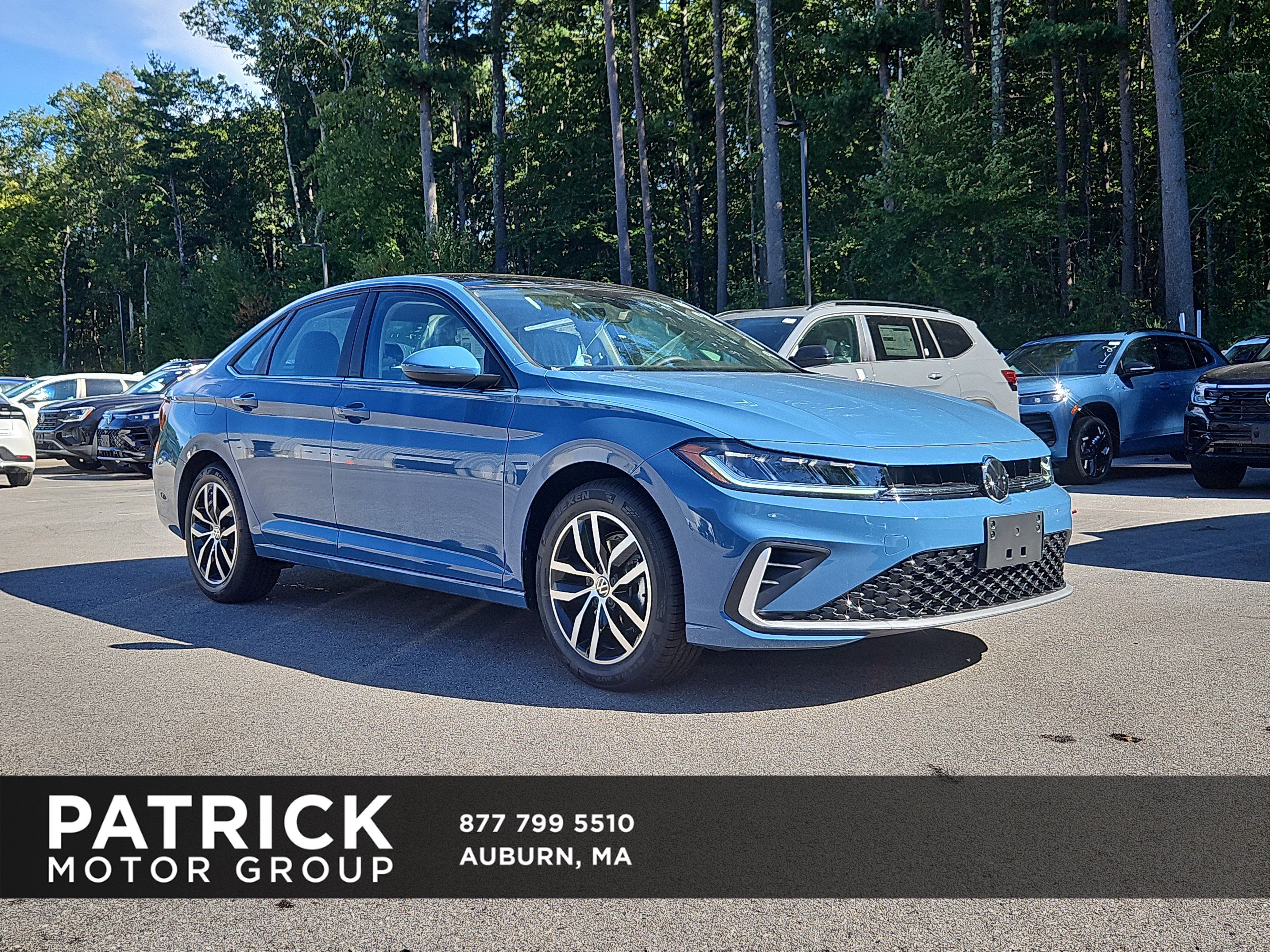 New 2027 Volkswagen Jetta SE FWD image 1