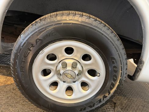 Used 2012 Chevrolet Express 1500 AWD w/ Power Package image 28