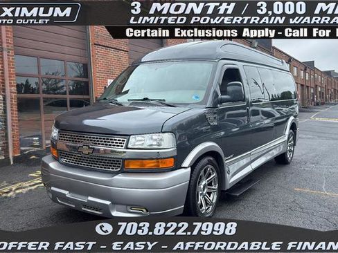 Used 2015 Chevrolet Express 2500 Extended RWD image 1