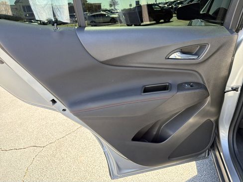 Used 2023 Chevrolet Equinox RS w/ RS Leather Package image 21