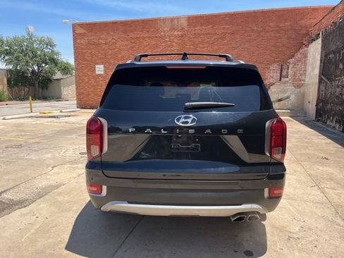 Used 2021 Hyundai Palisade SEL FWD image 4