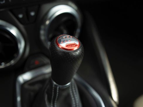 Used 2023 Chevrolet Camaro SS RWD image 9
