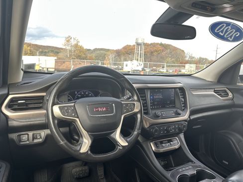 Used 2020 GMC Acadia Denali image 15