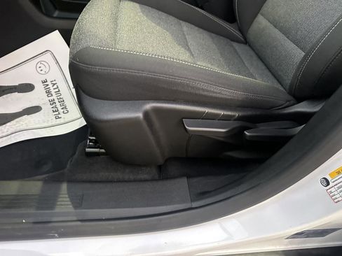 Used 2025 GMC Terrain Elevation image 22