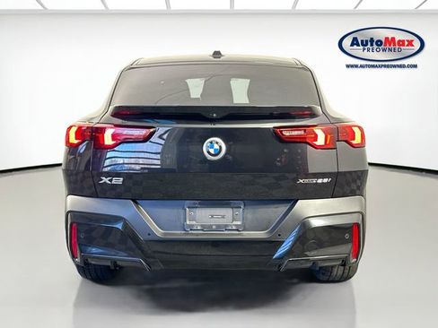 Used 2025 BMW X2 xDrive28i image 8