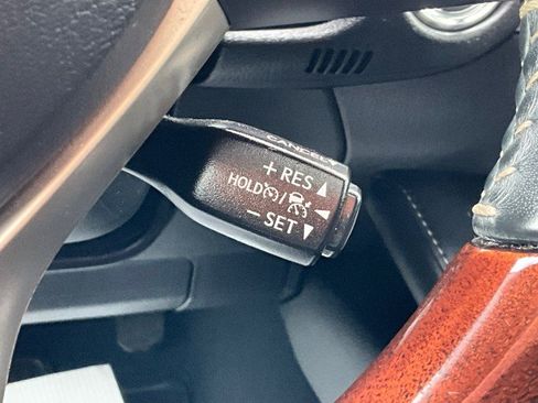 Used 2018 Lexus ES 350 ES 350 w/ Premier Package image 18