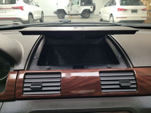 Used 2008 Ford Taurus SEL image 37