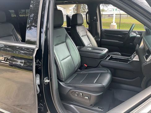 Certified 2024 GMC Yukon XL Denali image 8