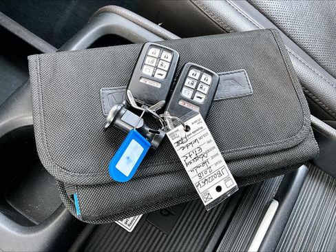 Used 2018 Honda Odyssey Elite image 15