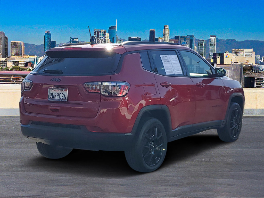 Used 2026 Jeep Compass Latitude AWD/4WD image 4