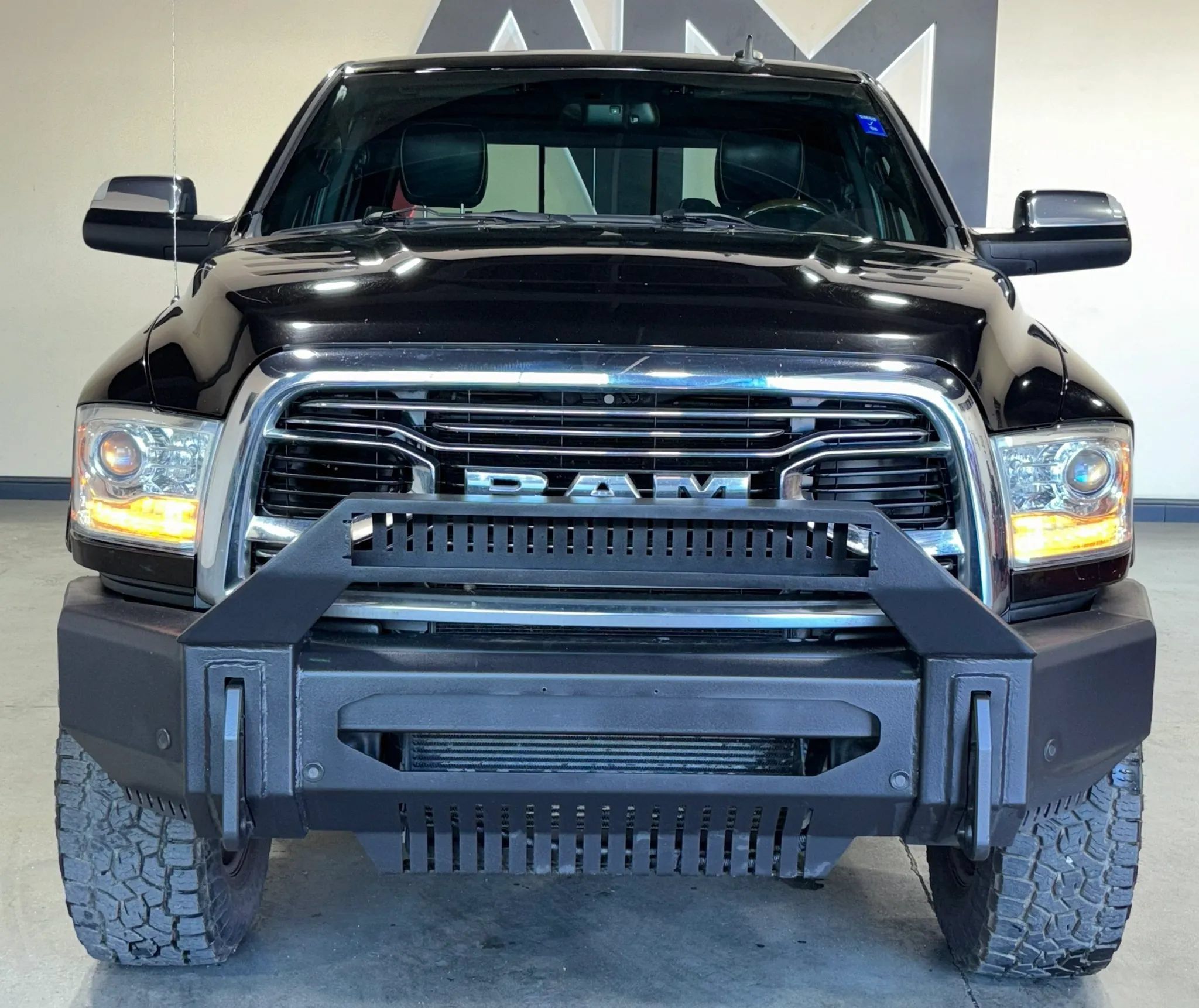 Used 2016 RAM 3500 Laramie Longhorn AWD/4WD image 3