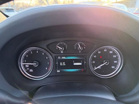 Used 2018 Buick Enclave Essence image 36