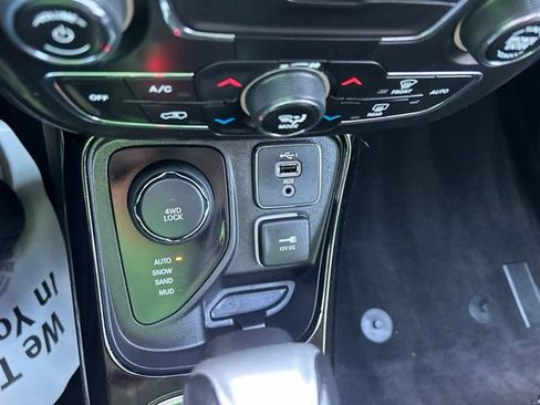 Used 2019 Jeep Compass Limited AWD/4WD image 26