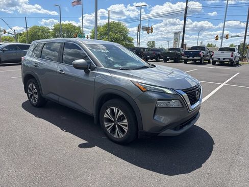 Used 2023 Nissan Rogue SV AWD/4WD image 7