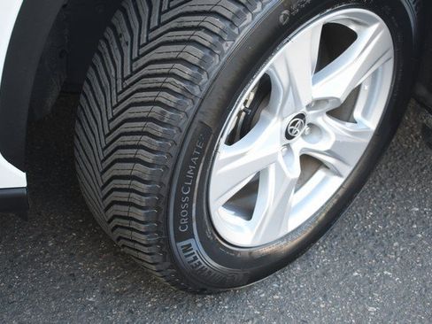 Certified 2025 Toyota Highlander LE AWD/4WD image 11