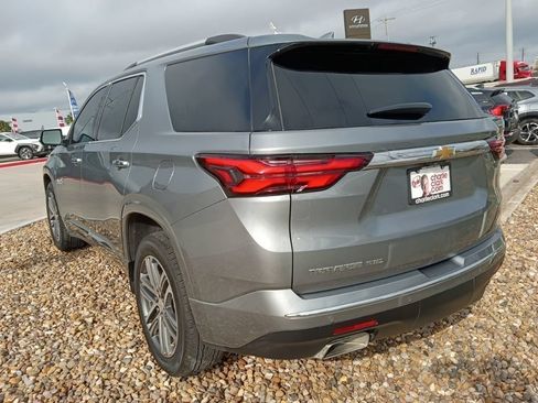 Used 2023 Chevrolet Traverse High Country AWD/4WD image 6