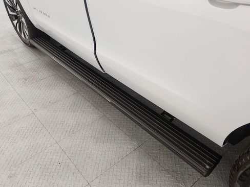 New 2025 Ford Expedition Max Platinum w/ Driver's Package image 39