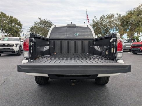 Used 2023 Toyota Tacoma TRD Sport image 13