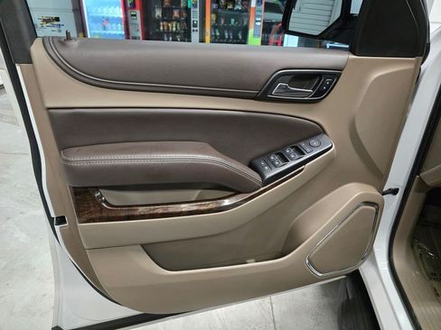 Used 2017 Chevrolet Tahoe LS AWD/4WD image 13