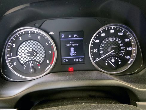 Used 2020 Hyundai Elantra Limited FWD image 18