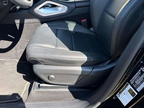 Used 2024 Mercedes-Benz GLE 350 4MATIC image 17