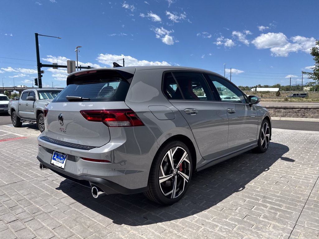 New 2026 Volkswagen GTI SE FWD image 9