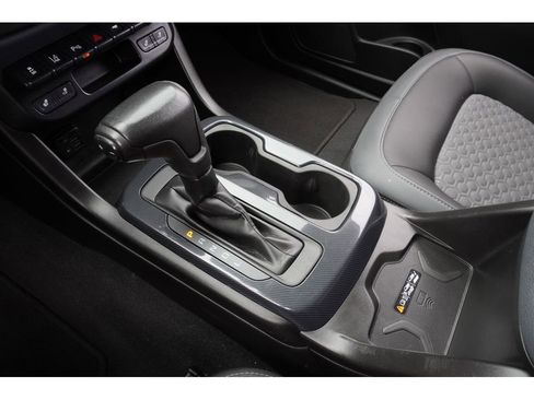 Used 2021 Chevrolet Colorado Z71 w/ Safety Package image 12