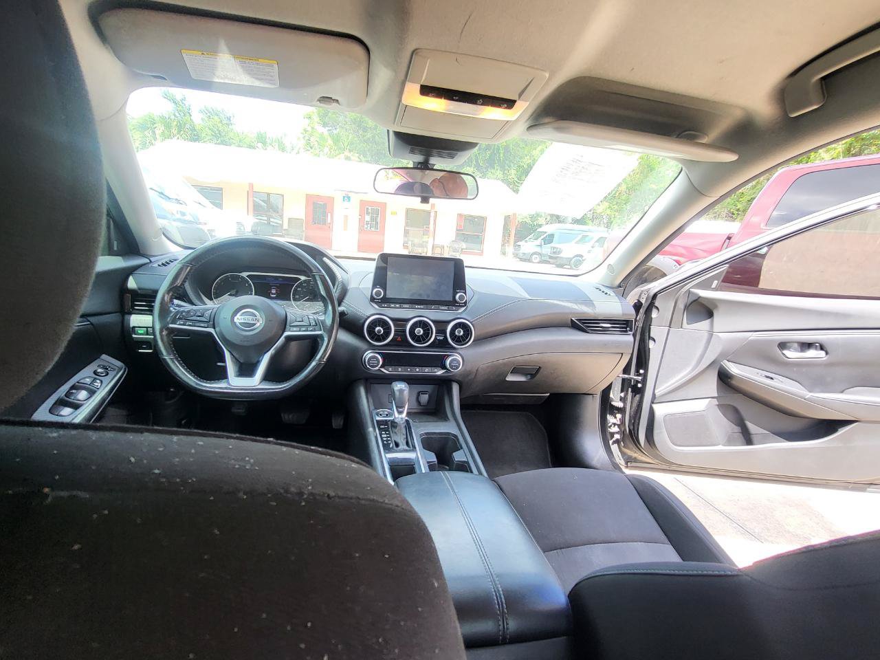 Used 2021 Nissan Sentra SV FWD image 28