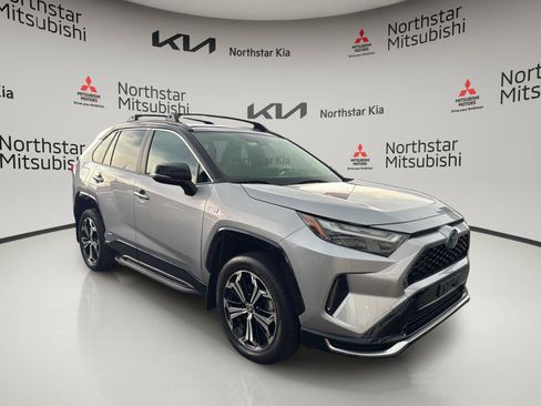 Used 2023 Toyota RAV4 XSE w/ Weather Package AWD/4WD image 11