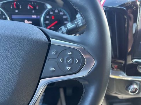 Used 2023 Chevrolet Traverse LT AWD/4WD image 25