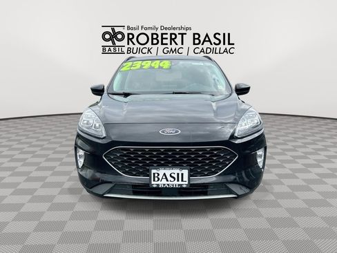 Used 2021 Ford Escape Titanium AWD/4WD image 3