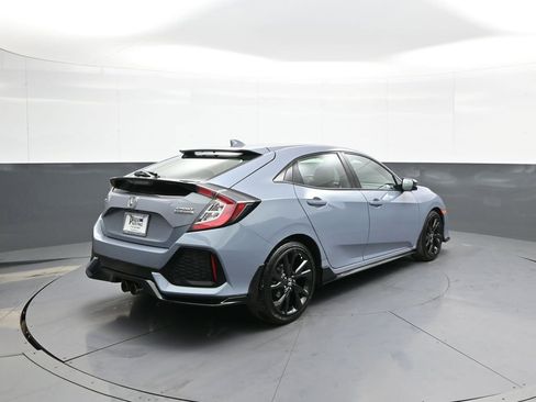 Used 2019 Honda Civic Sport Touring image 6