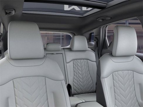 Used 2025 Kia Sportage X-Line w/ Premium Package image 27