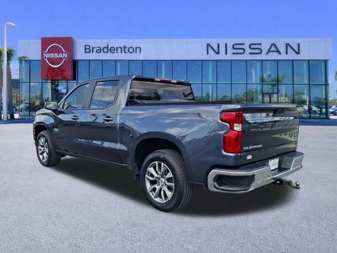 Used 2021 Chevrolet Silverado 1500 LT w/ Bed Protection Package image 7