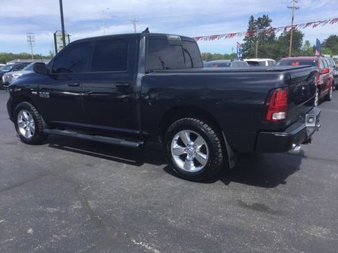Used 2017 RAM 1500 Sport w/ Convenience Group AWD/4WD image 3