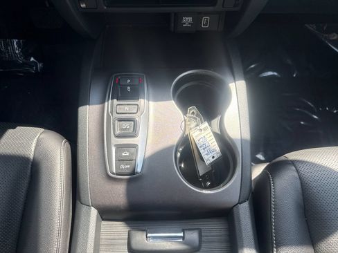 Used 2023 Honda Ridgeline RTL image 16
